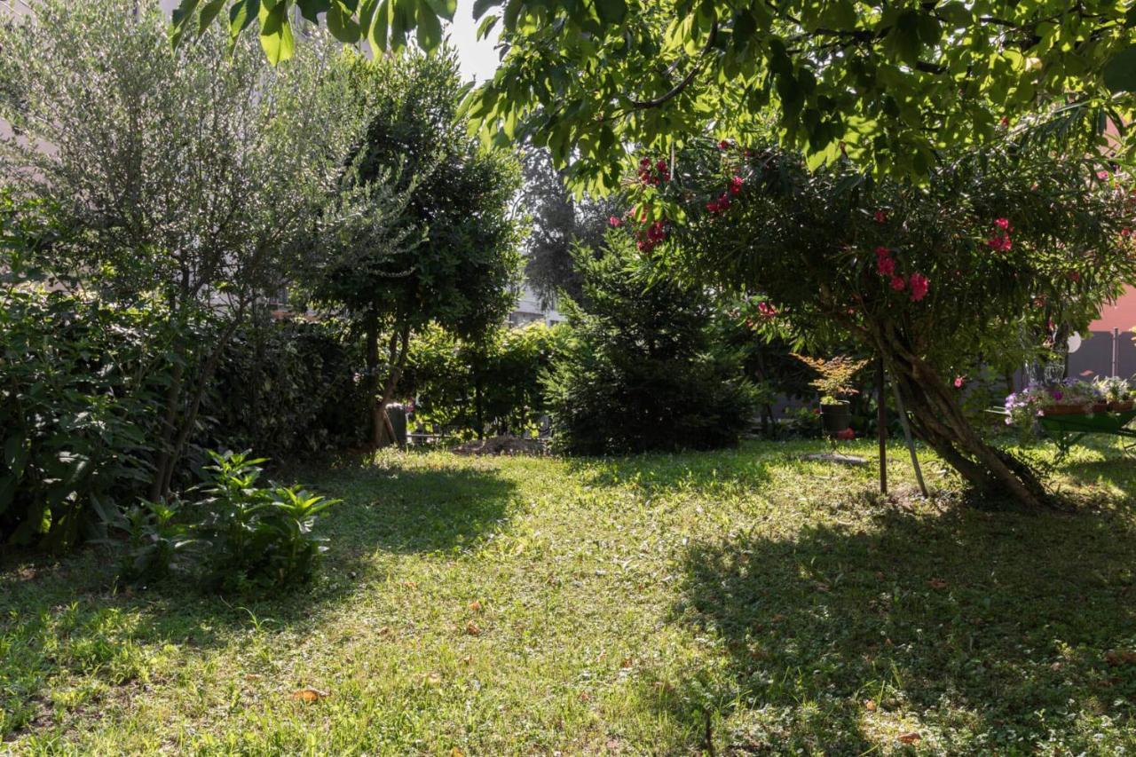 Villa Francesco Appartamento La Ruota Desenzano del Garda Exterior photo